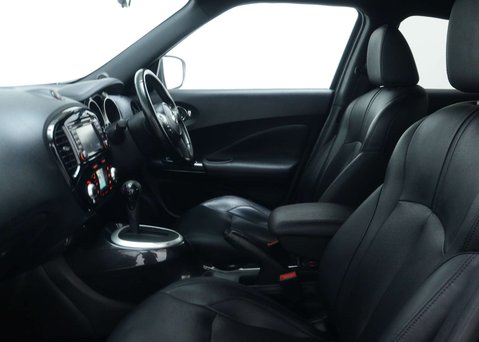 Nissan Juke 1.6 Tekna SUV 5dr Petrol XTRON Euro 6 (117 ps) 43