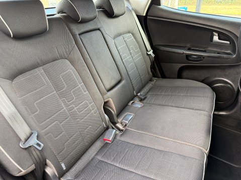 Kia Venga 2 ECODYNAMICS **RESERVED** 29