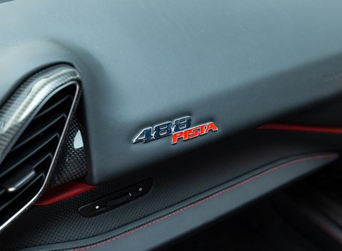 Ferrari 488 Pista 23
