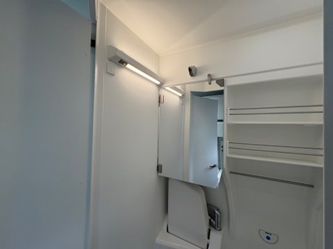 Volkswagen Grand California 25