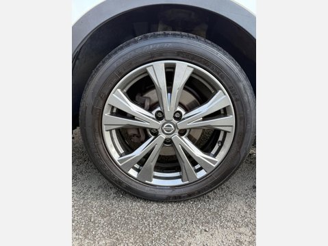 Nissan Qashqai 1.5 dCi N-Connecta Euro 6 (s/s) 5dr 12