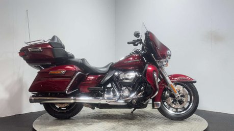 Harley-Davidson Touring 1745 FLHTK ELECTRA GLIDE ULTRA LIMITED 2018 28K MOT CRUISER 1