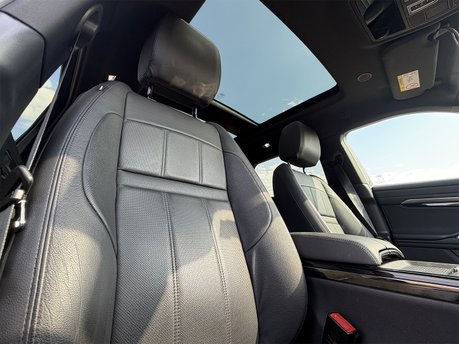 Land Rover Range Rover Evoque EDITION Plug-in Petrol Hybrid 46