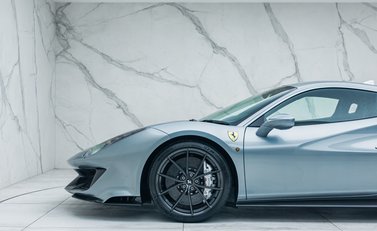 Ferrari 488 Pista 40