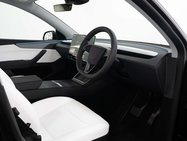 Tesla Model Y ModeL Y Long Range AWD 4WD 5dr 2