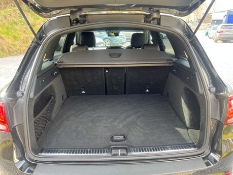Mercedes-Benz GLC 2.0 GLC 300 AMG Line Premium D 4Matic Auto 4WD 5dr 44