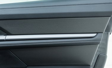 Porsche Taycan Turbo S Sport Turismo 28