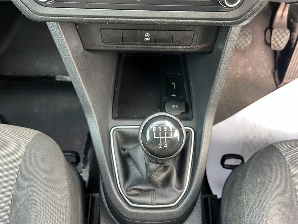 2018 Volkswagen CaddySWB L1H1 C20 Tdi Trendline AIR CON EURO 6 NO VAT — thumbnail 43 of 51