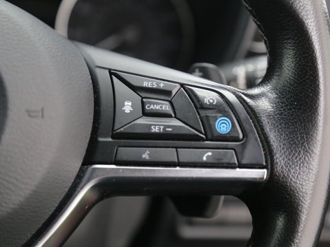 Nissan Juke 1.0 DIG-T Tekna+ DCT Auto Euro 6 (s/s) 5dr 12