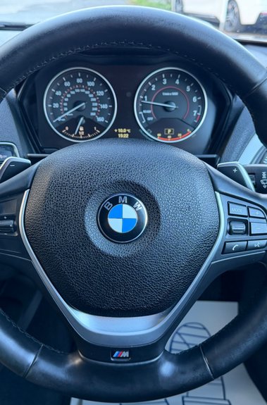 BMW 1 Series M135I - 3 OWNERS - 10 SERVICES - SUNROOF -4 MICHELINS -CRUISE CONTROL 