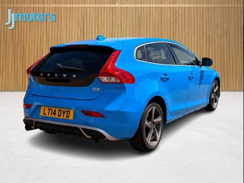 Volvo V40 1.6 D2 R-Design Hatchback 5dr Diesel Manual Euro 5 (s/s) (115 ps) 8
