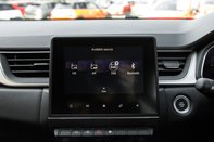 Renault Captur TECHNO E-TECH 27