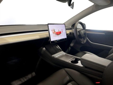 Tesla Model Y SUV 5dr Electric Auto RWD (346 ps) 14