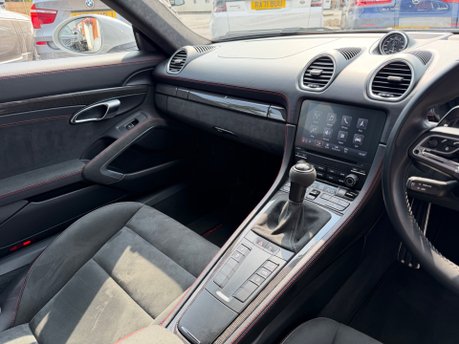 Porsche 718 4.0 GTS Coupe 2dr Petrol PDK Euro 6 (s/s) (400 ps) 35