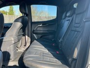 Isuzu D-Max BLADE DCB 9