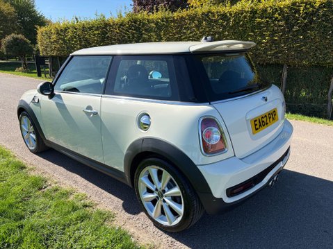 Mini Hatch 2.0 Cooper SD Euro 5 (s/s) 3dr 8
