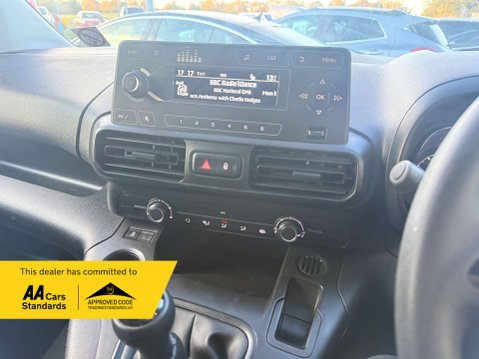 Vauxhall Combo 1.6 Combo 2300 Edition S/S 40