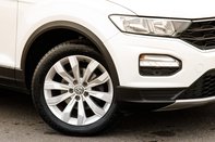 Volkswagen T-Roc SE TSI 11