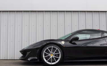 Ferrari 488 Pista 28