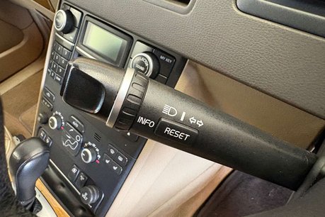 Volvo XC90 3.2 Executive SUV 5dr Petrol Geartronic AWD (289 g/km, 235 bhp) 41