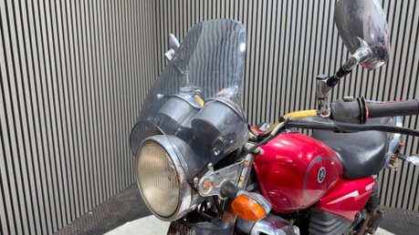 Yamaha YBR125 Custom 2009 HIGH MILES BREAKER PROJECT PARTS BIKE 125CC LEARNER 17