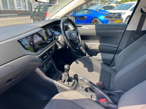 Volkswagen Polo 1.0 SE Euro 6 (s/s) 5dr 21