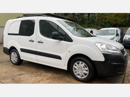 Peugeot Partner 1.6 HDi S Crew Van 4dr Diesel Manual L2 (147 g/km, 92 bhp)
