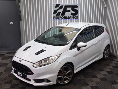 Ford Fiesta 1.6T EcoBoost ST-3 Hatchback 3dr Petrol Manual Euro 6 (182 ps) 29