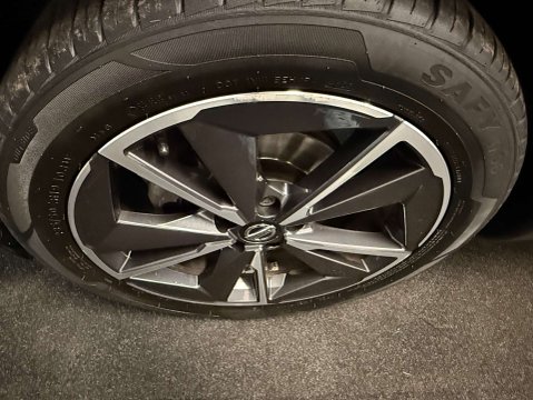 Nissan Qashqai 1.3 Qashqai Tekna DiG-T MHEV CVT 5dr 61