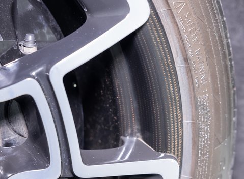 Rolls-Royce Wraith Black Badge 35