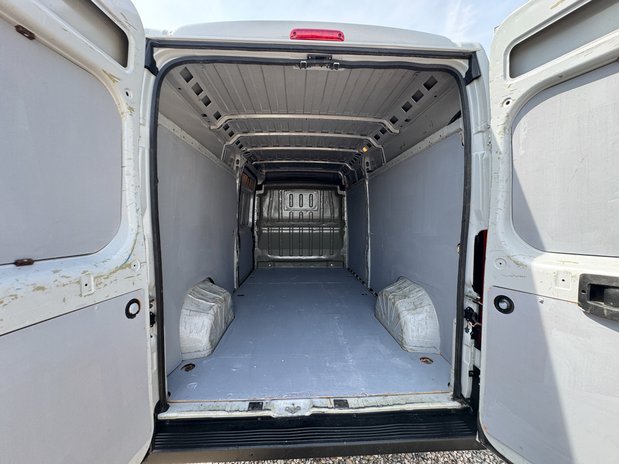 Peugeot Boxer LWB L3H2 [SOLD KH] Medium Roof Professional Air Con Sensors EURO 6 9