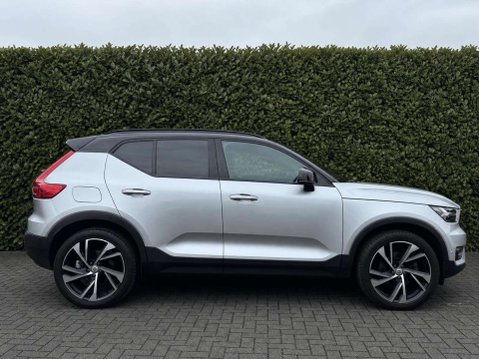 Volvo XC40 2.0 D4 First Edition SUV 5dr Diesel Auto AWD Euro 6 (s/s) (190 ps) 5
