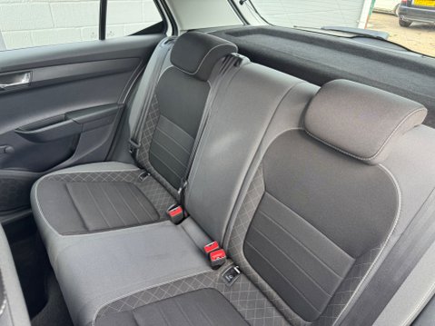 Skoda Fabia COLOUR EDITION MPI 32