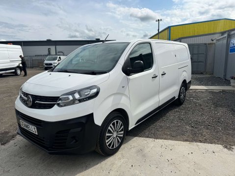 Vauxhall Vivaro 1.5 Vivaro F2900 Professional S/S 3