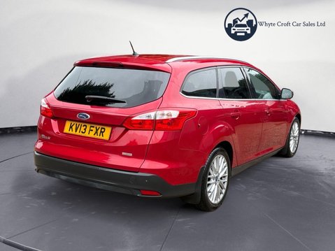 Ford Focus 1.0T EcoBoost Zetec Euro 5 (s/s) 5dr 8