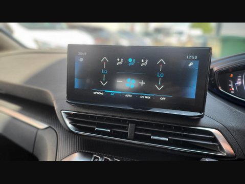 Peugeot 3008 PURETECH S/S ALLURE 20