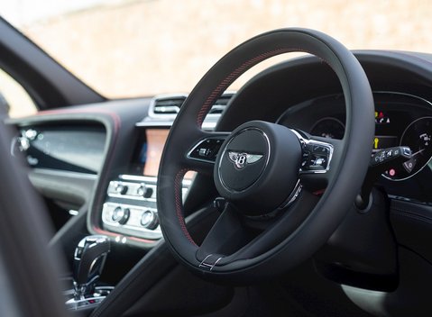 Bentley Bentayga V8 First Edition 11
