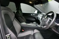 Volvo XC60 2.0 XC60 R-Design B5 MHEV AWD Auto 4WD 5dr 19