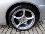 Porsche 911 Carrera 2 39