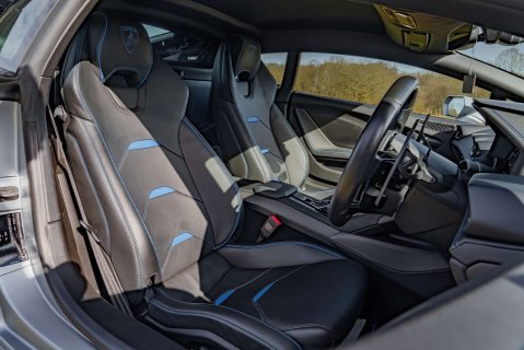 Lamborghini Huracan LP640-4 EVO 11