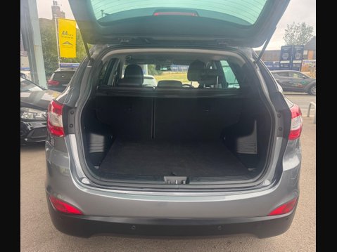Hyundai ix35 2.0 CRDi Premium Auto 4WD Euro 5 5dr 26