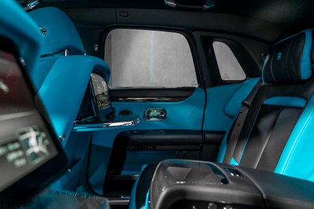 Rolls-Royce Ghost V12 BLACK BADGE. FULL PPF. HUD. STARLIGHT HEADLINER. H, C & M SEATS 32