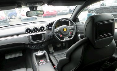 Ferrari FF 11