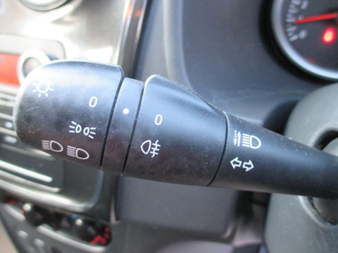 Dacia Sandero 0.9 TCe Essential Euro 6 (s/s) 5dr 33