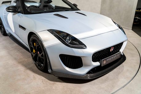 Jaguar F-Type PROJECT 7. 1 OF 250. LIGHTNING SILVER PAINTWORK. LOW MILEAGE. CERAMICS. 47