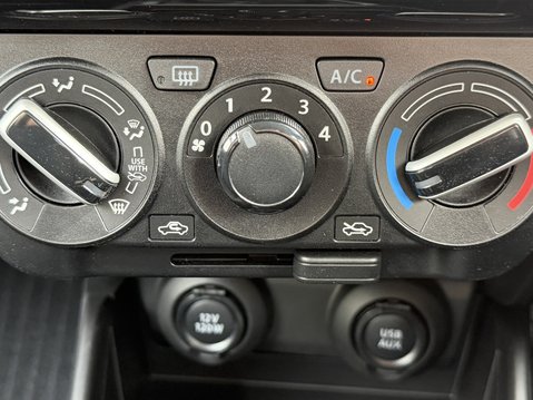 Suzuki Swift 1.2 Dualjet 83 12V Hybrid SZ-L 5dr 27