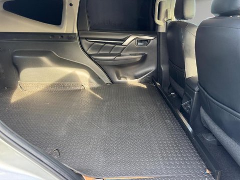 Mitsubishi Shogun Sport 2.4D 4 Auto 4WD LWB Euro 6 5dr 36