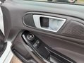 Ford Fiesta 1.0T EcoBoost Titanium Euro 5 (s/s) 5dr 16