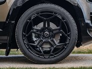 Land Rover Defender D250 X-Dynamic SE HardTop Obsidian WildTrak 5