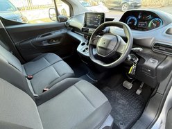 Peugeot e-Partner 800 50kWh Professional Premium + Standard Panel Van 5dr Electric Auto SWB ( 2